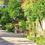 Apartman By The Sea - 8423 Ugljan